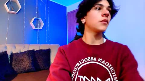 Snapshot of luke_howland chatting on 16, 1, 2025 Luke online show from 16, 1, 2025