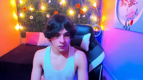 Snapshot of luke_howland chatting on 20, 1, 2025 Luke online show from 20, 1, 2025