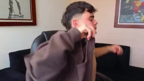 Snapshot of lukeboyce chatting on 11, 9, 2025 lukeboyce online show from 11, 9, 2025