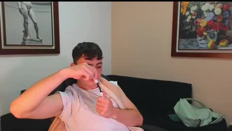 Snapshot of lukeboyce chatting on 24, 9, 2025 lukeboyce online show from 24, 9, 2025