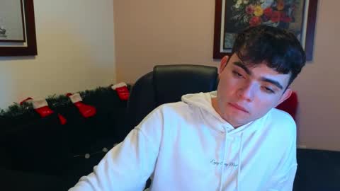 Snapshot of lukeboyce chatting on 11, 11, 2025 lukeboyce online show from 11, 11, 2025