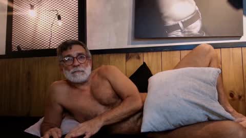 Snapshot of lukecrews chatting on 28, 1, 2025 Luke Crews online show from 28, 1, 2025