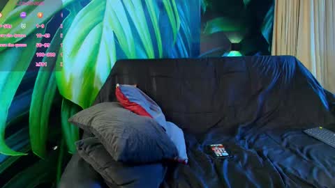 Snapshot of lukecrews chatting on 27, 9, 2025 Luke Crews online show from 27, 9, 2025