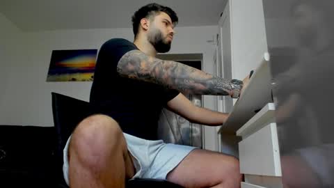 Snapshot of lukedenver chatting on 19, 1, 2025 Luke online show from 19, 1, 2025