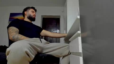 Snapshot of lukedenver chatting on 7, 10, 2025 Luke online show from 7, 10, 2025