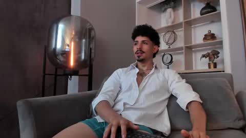 Snapshot of lukeetaylor_ chatting on 17, 10, 2025 Luke Taylor online show from 17, 10, 2025