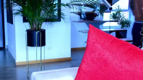 Lukhas f4f online show from 12, 4, 2026