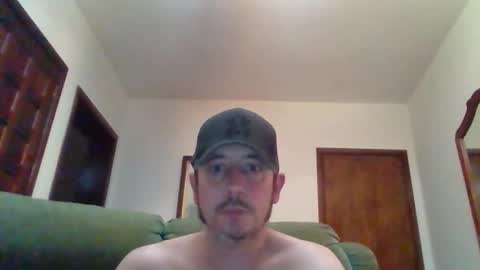 Snapshot of lukz88bigcock chatting on 14, 12, 2024 Luke online show from 14, 12, 2024