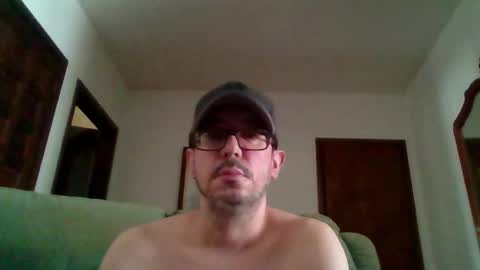 Snapshot of lukz88bigcock chatting on 20, 12, 2024 Luke online show from 20, 12, 2024