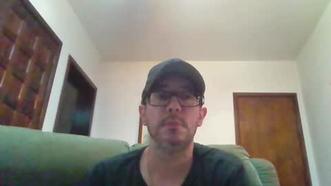 Snapshot of lukz88bigcock chatting on 31, 1, 2025 Luke online show from 31, 1, 2025