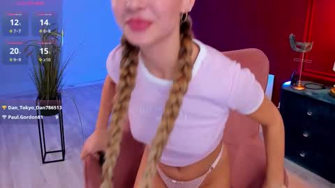 Snapshot of lullyfox chatting on 1, 10, 2025 Cherie online show from 1, 10, 2025