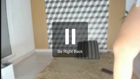 Snapshot of lulu__cute chatting on 17, 12, 2025 LuLu online show from 17, 12, 2025