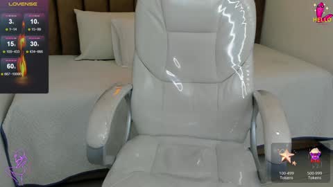 Snapshot of lulu_girl23 chatting on 28, 12, 2024 Lulu online show from 28, 12, 2024