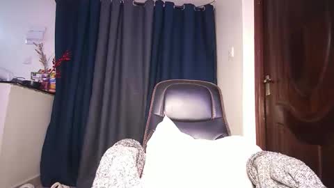 lulu_sparks1 online show from 15, 1, 2026