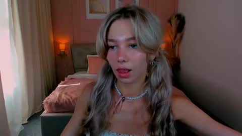 Snapshot of lulualise chatting on 24, 5, 2026 Alise online show from 24, 5, 2026