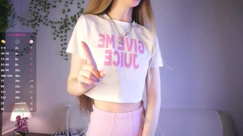 Snapshot of lumapop chatting on 25, 11, 2025 Kate online show from 25, 11, 2025