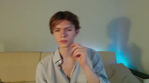 Felix online show from 6, 1, 2025