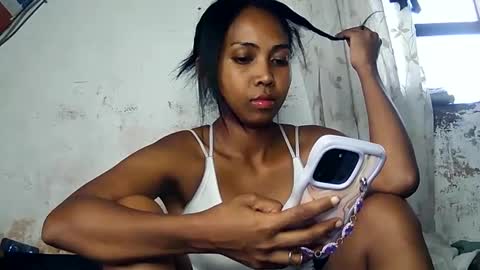 Luna online show from 11, 2, 2025