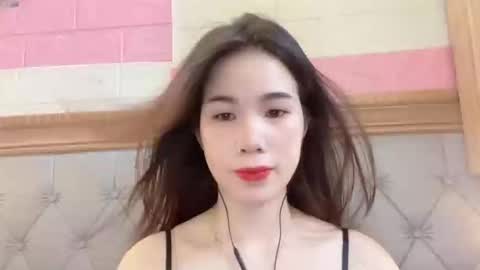 Luna online show from 8, 4, 2026