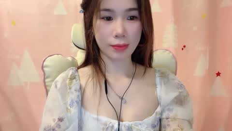 Snapshot of luna4739 chatting on 29, 4, 2026 Luna online show from 29, 4, 2026