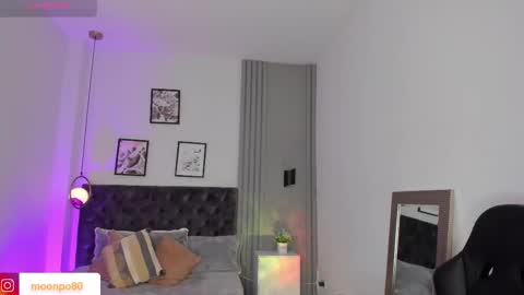 Snapshot of luna__ponce chatting on 17, 9, 2025 online show from 17, 9, 2025