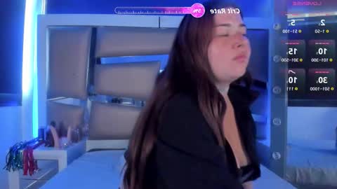Snapshot of luna__scarlett chatting on 26, 9, 2025 luna online show from 26, 9, 2025