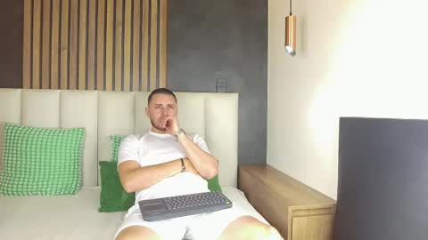 Luna  Jackson online show from 23, 5, 2026