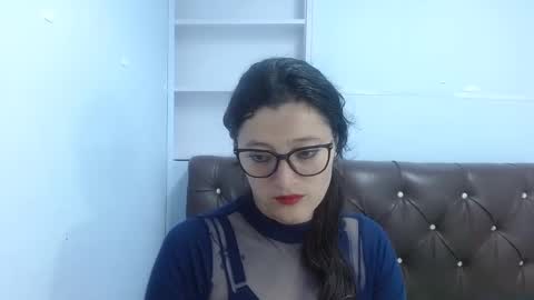 Snapshot of luna_azul_15 chatting on 6, 1, 2025 dalia online show from 6, 1, 2025
