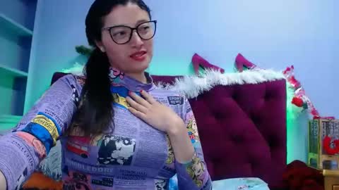 Snapshot of luna_azul_15 chatting on 9, 1, 2025 dalia online show from 9, 1, 2025