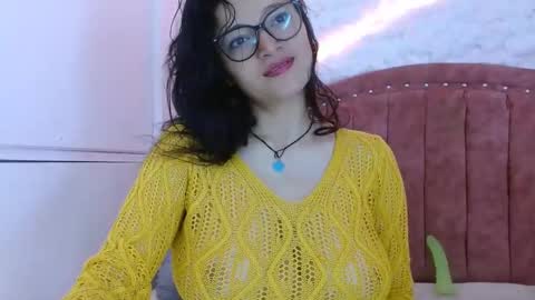 Snapshot of luna_azul_15 chatting on 31, 1, 2025 dalia online show from 31, 1, 2025