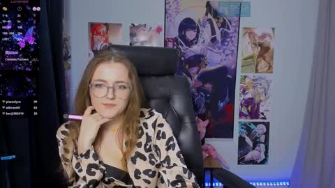 Snapshot of luna_berryy chatting on 22, 12, 2024 luna_berryy online show from 22, 12, 2024