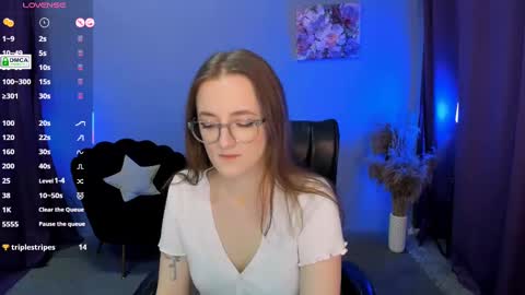 Snapshot of luna_berryy chatting on 22, 2, 2025 luna_berryy online show from 22, 2, 2025