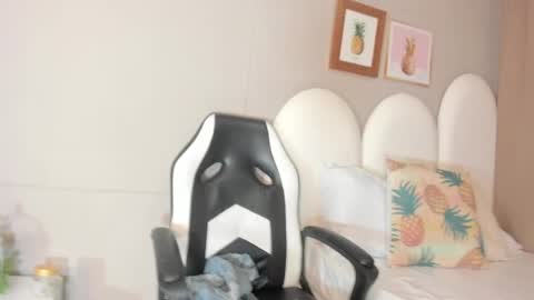 luna_bradley_ online show from 31, 3, 2026