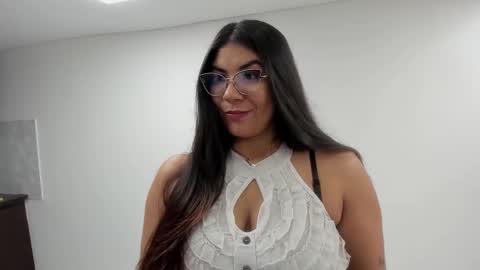 luna  online show from 3, 10, 2025