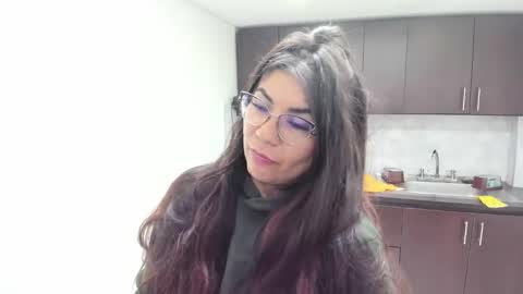 luna  online show from 14, 10, 2025