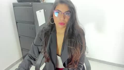Snapshot of luna_dumont chatting on 22, 6, 2026 luna online show from 22, 6, 2026