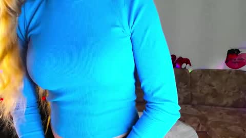 luna_evan online show from 30, 12, 2024