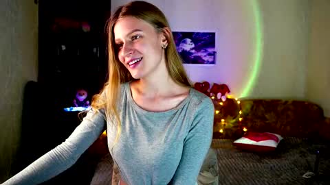 luna_evan online show from 4, 11, 2025