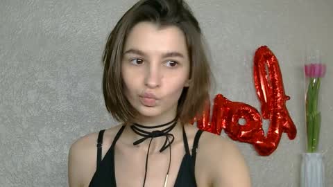 Luna online show from 8, 3, 2025