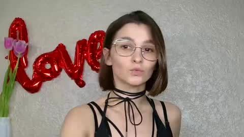 Luna online show from 12, 3, 2025