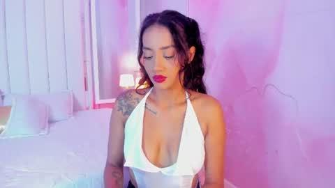 luna_hot_ass online show from 11, 6, 2026