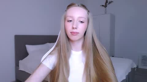 Luna online show from 22, 11, 2025