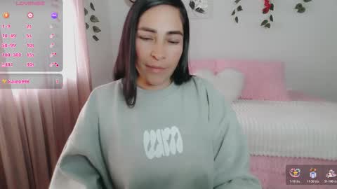 Snapshot of luna_lgomez chatting on 31, 10, 2025 luna online show from 31, 10, 2025