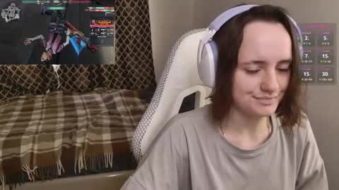 luna_loveeee online show from 25, 9, 2025