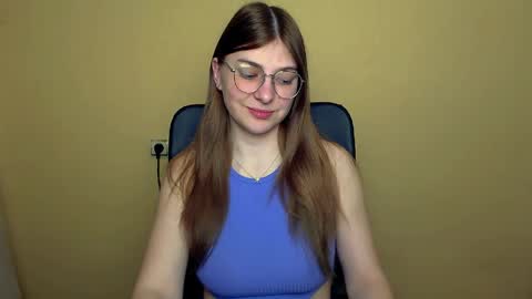 Luna online show from 10, 4, 2026