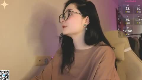Snapshot of luna_moon13 chatting on 19, 4, 2026 Luna online show from 19, 4, 2026