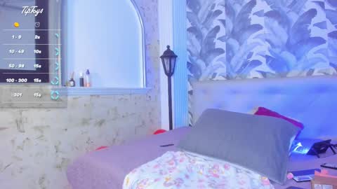 Luna Morgan online show from 16, 2, 2025