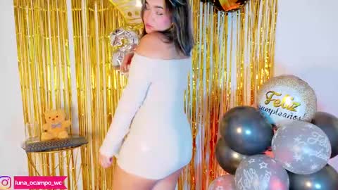 Snapshot of luna_ocampo chatting on 12, 11, 2025 online show from 12, 11, 2025