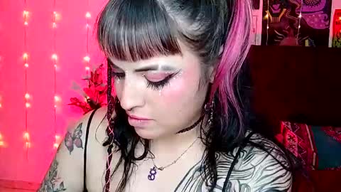 MISS LUNA  online show from 13, 12, 2024