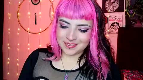 MISS LUNA  online show from 25, 1, 2025